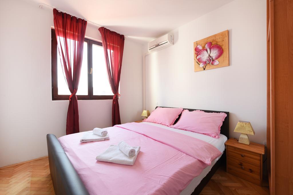 And Diana Appartement