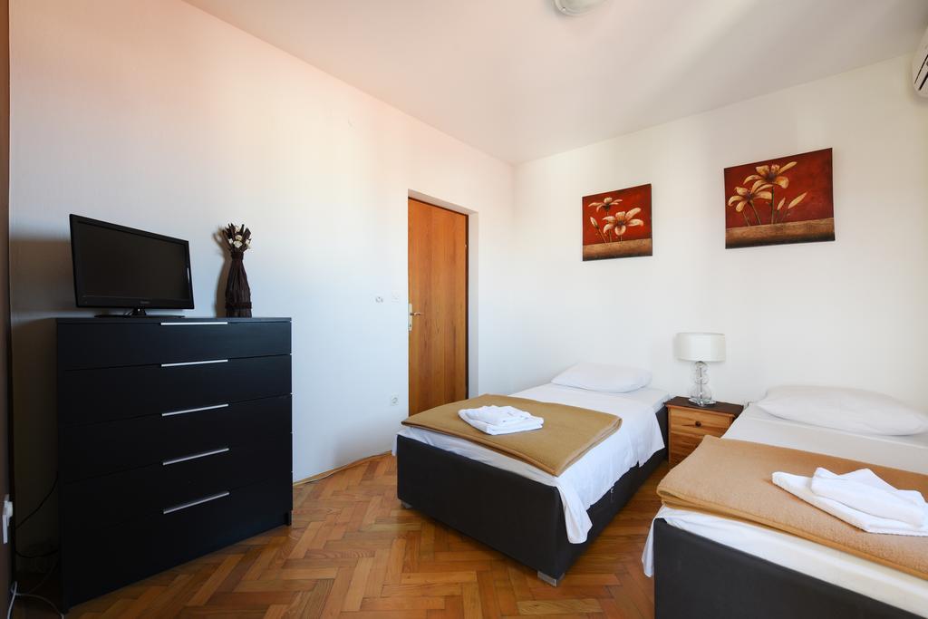 And Diana Appartement