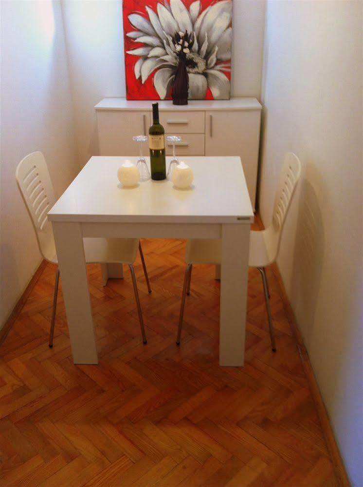 Appartement And Diana *